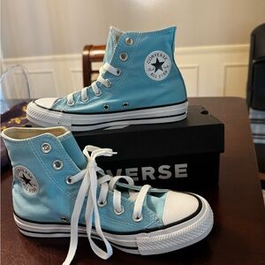 NIB Converse High Tops in Blue Gaze